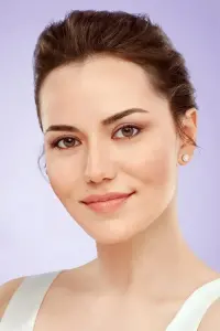 Фото  (Fahriye Evcen)