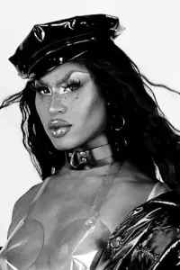 Фото  (Shea Couleé)