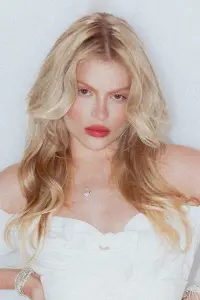 Фото  (Luísa Sonza)