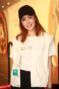 Фото  (Au-Yeung Miu-Chi)