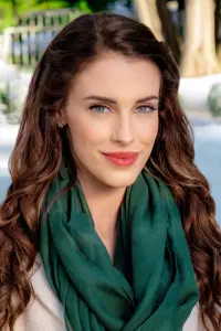 Фото Джессіка Лоундс (Jessica Lowndes)