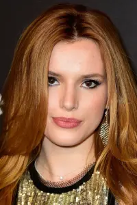 Фото Белла Торн (Bella Thorne)