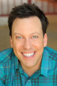 Фото  (Adam Carr)