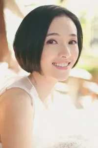 Фото  (Li Yiling)