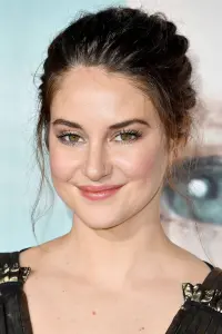 Фото Шейлін Вудлі (Shailene Woodley)