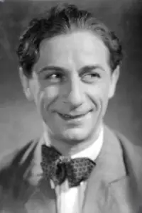 Фото  (Tibor von Halmay)