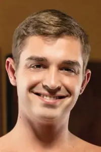 Фото  (Grayson Lange)