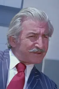 Фото Яшар Шенер (Yaşar Şener)