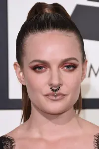 Фото  (Tove Lo)