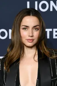 Фото Ана де Армас (Ana de Armas)
