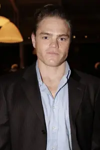 Фото  (Devin Harjes)