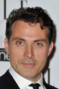 Фото Руфус Сьюелл (Rufus Sewell)