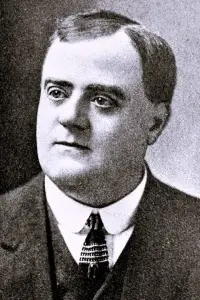 Фото  (John R. Cumpson)