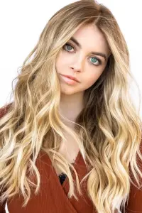 Фото  (Alexa Sutherland)