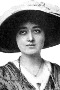 Фото  (Barbara Tennant)