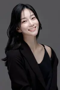 Фото  (Park Jung-yoon)