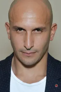 Фото  (Jay Nifaoui)