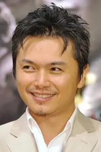 Фото  (Ryôichi Yuki)