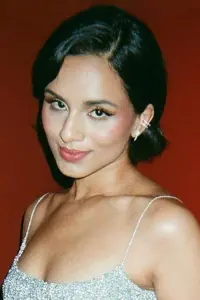 Фото  (Aparna Brielle)