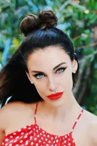 Фото Джессіка Лоундс (Jessica Lowndes)