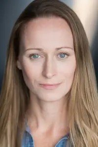 Фото  (Laura Bayston)