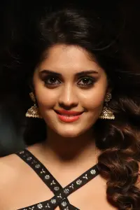 Фото  (Surbhi)