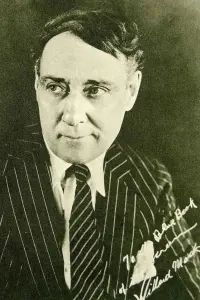 Фото  (Willard Mack)