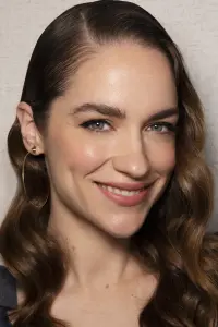 Фото Мелані Скрофано (Melanie Scrofano)