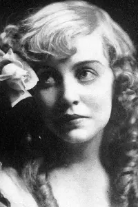 Фото  (Violet MacMillan)