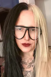 Фото Емма Флемінг (Emma Fleming)
