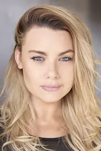 Фото  (Chloe Brown)