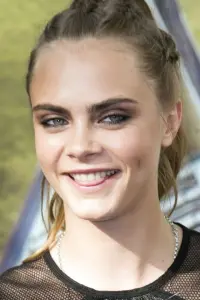 Фото Кара Делевінь (Cara Delevingne)