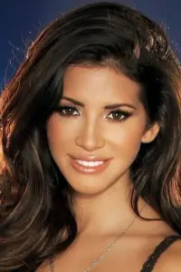 Фото  (Hope Dworaczyk Smith)
