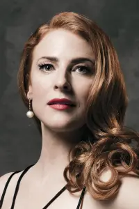 Фото Розалі Крейг (Rosalie Craig)