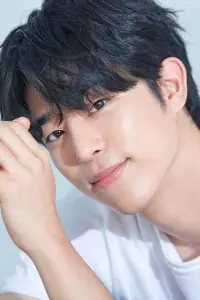 Фото  (Lee Chan-hyung)