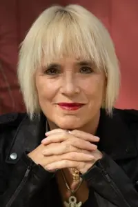 Фото  (V, formerly Eve Ensler)