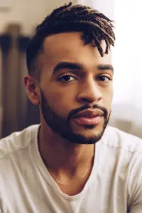 Фото  (Noah J. Ricketts)