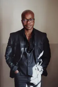 Фото  (Micah Pirikisi) #429339