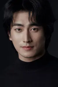 Фото  (Jin Woo-jin)
