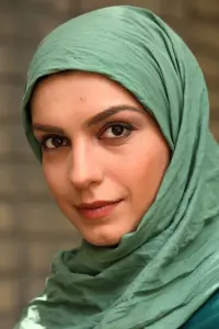 Фото  (Elika Abdolrazzaghi)