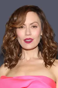 Фото  (Emily Swallow)