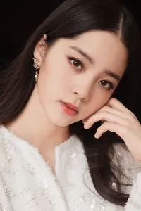 Фото Оуян Нана (Ouyang Nana)