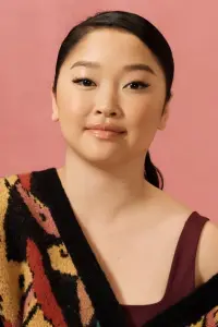 Фото Лана Кондор (Lana Condor)