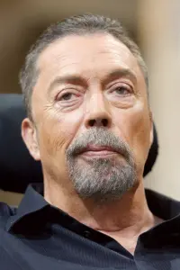Фото Тім Каррі (Tim Curry)