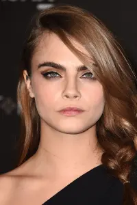 Фото Кара Делевінь (Cara Delevingne)