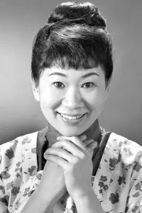 Фото Мійоші Умекі (Miyoshi Umeki)