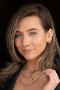 Фото  (Caitlyn Fletcher)