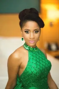 Фото  (Adesua Etomi-Wellington)