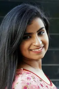 Фото  (Sivaangi Krishnakumar)