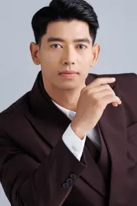 Фото  (Nyi Htut Khaung)